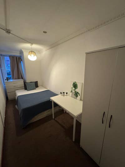 @Wembley Central - 2 Single Rooms Main Photo