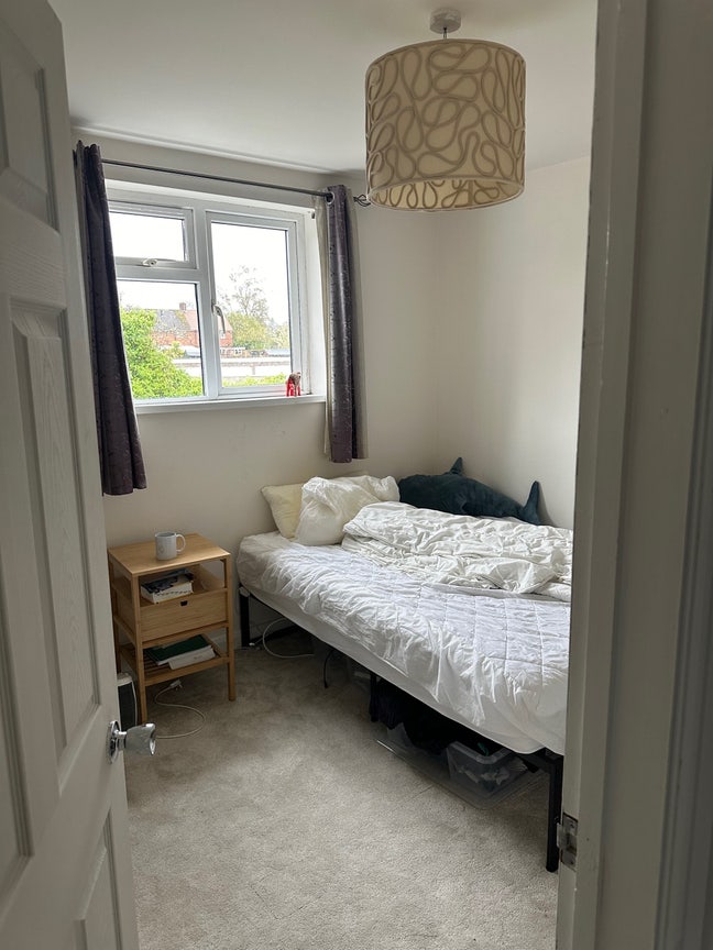 LGBT+ Houseshare with Hot Tub and Jacuzzi Bath Main Photo