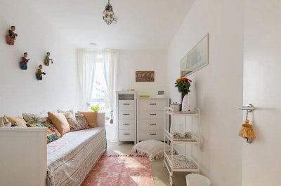 Beautiful Furnished Room in Acton Near Chiswick Main Photo