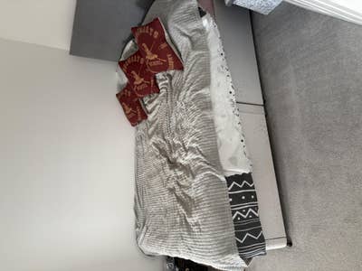 Double Bedroom available in Upton Main Photo