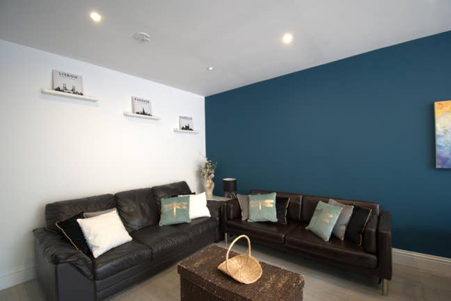 Spacious En-Suite Room  - Bills Included Main Photo