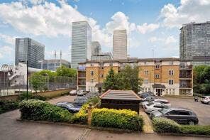 Canary Wharf Double rooms available! Main Photo
