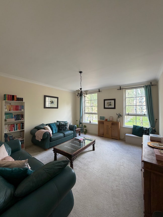 Double Room in 2-Bedroom Flat in Merchant City Main Photo