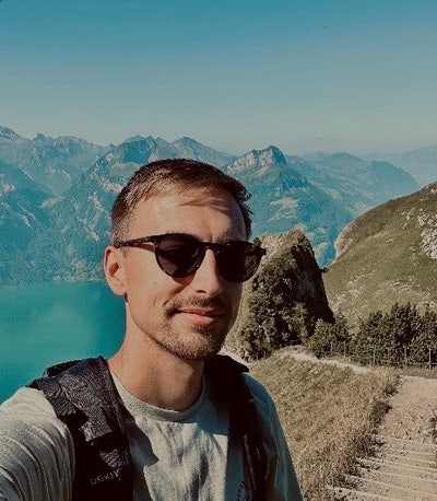 Professional Male seeks a double room Main Photo