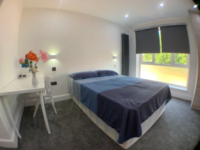 Spacious Double Ensuite Luxury House Quiet Area Main Photo