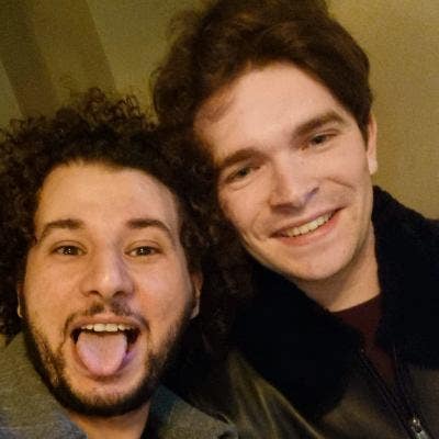 Professional Male seeks a double room Main Photo