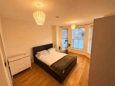 Furnished room available over summer &pound;600 PCM Main Photo