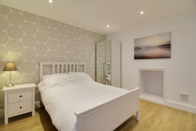 A Well Presented Large Double Room in St Albans Main Photo