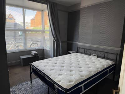 Very spacious well decorated 2bed shared flat  Main Photo