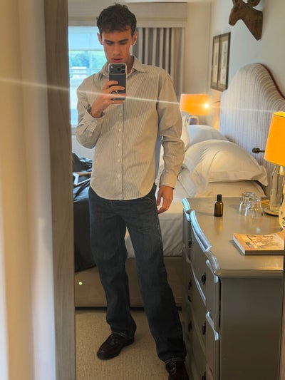 1 male (21) + 1 female (23) looking for another  Main Photo