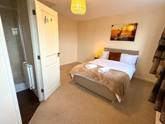 4 bed house in Patchway Main Photo
