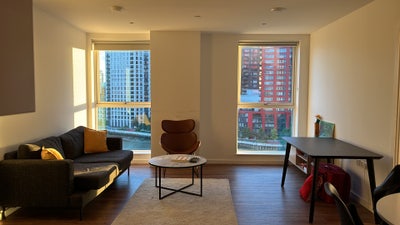 Bright double room with private bathroom Main Photo