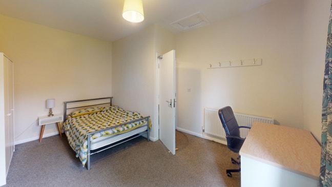  Room  to  rent  in waterloo  Promenade Main Photo