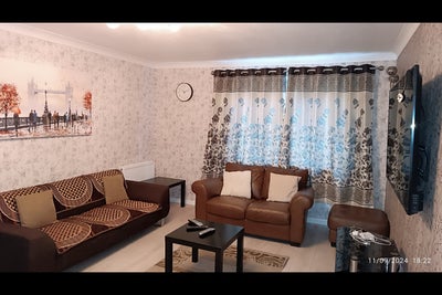 Double bedroom fully furnished in city centre loca Main Photo