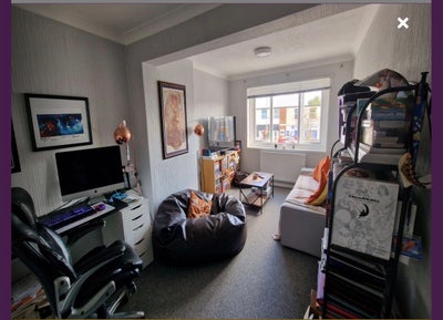 Double-Bed Furnished room  Main Photo