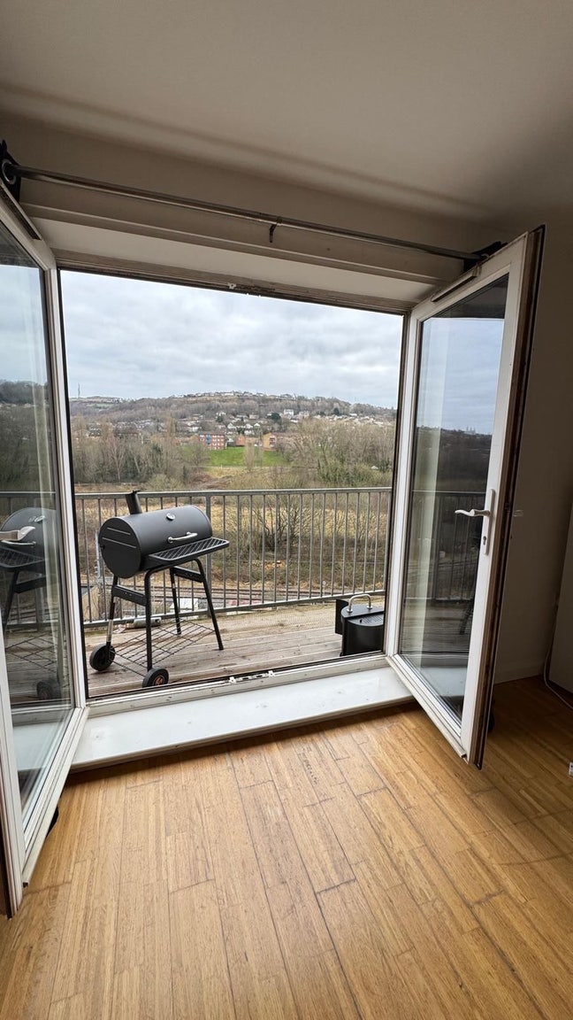 2 BED IN BD18  Main Photo