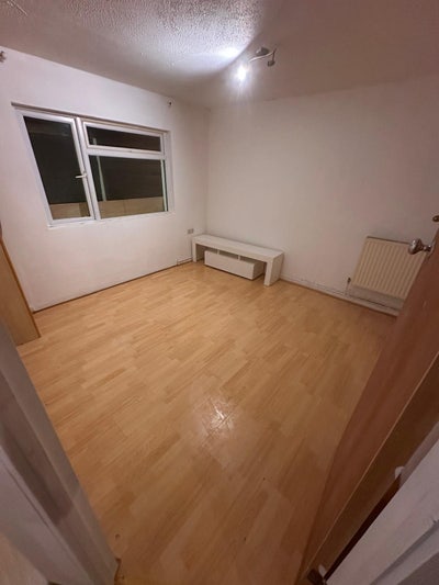 1Bedroom Flat for Rent in Greenford (UB6) Main Photo