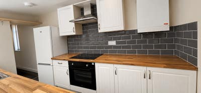 1 Double, En Suite Room Available in St Helens! Main Photo
