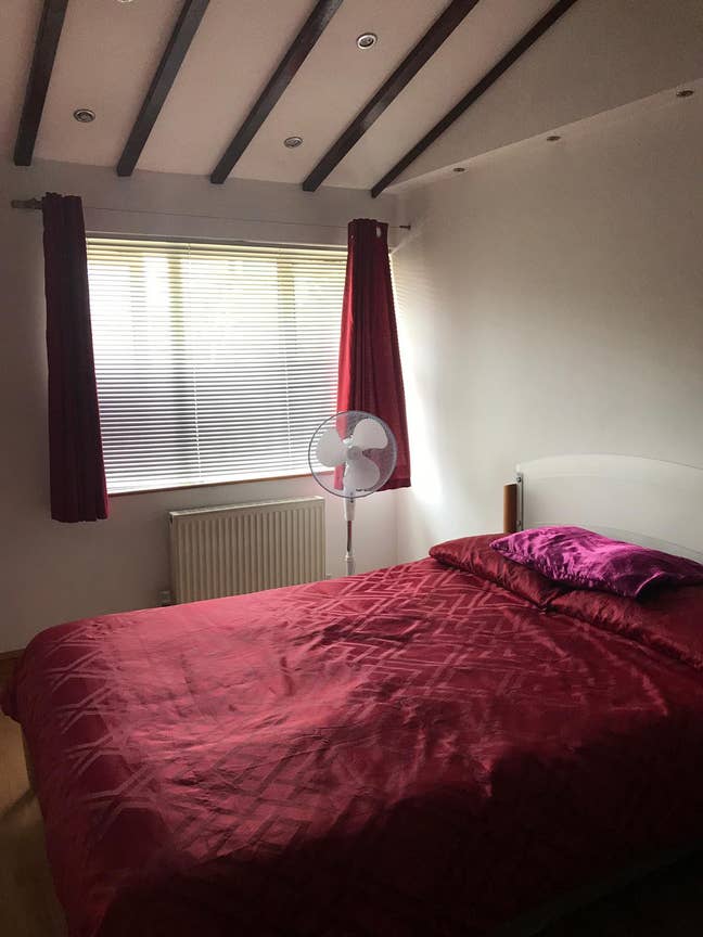 Bracknell Double Room Main Photo