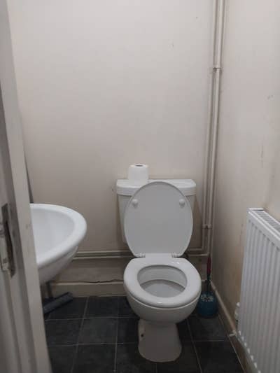 Single room for rent Main Photo