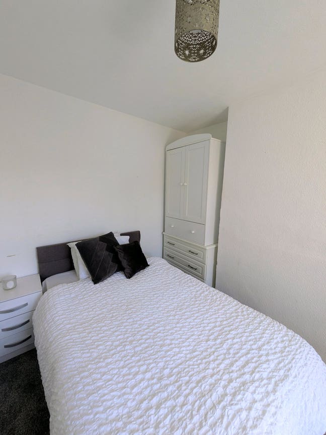Modern property in the heart of Margate  Main Photo