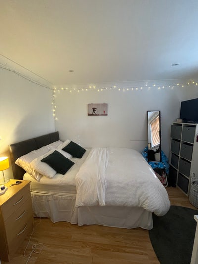 Tooting Sublet Available for Summer  Main Photo