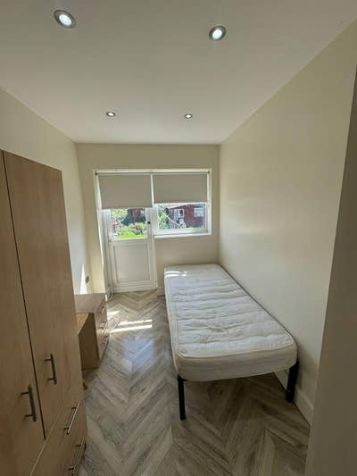 Studio Room Available –Berkeley Avenue UB6 Main Photo