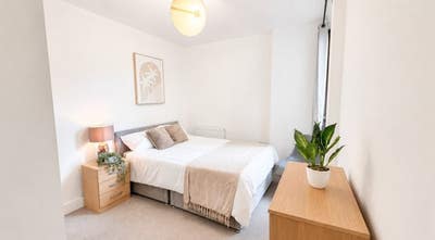 💎 Premium Double Room | Canary Wharf E14 |  Main Photo