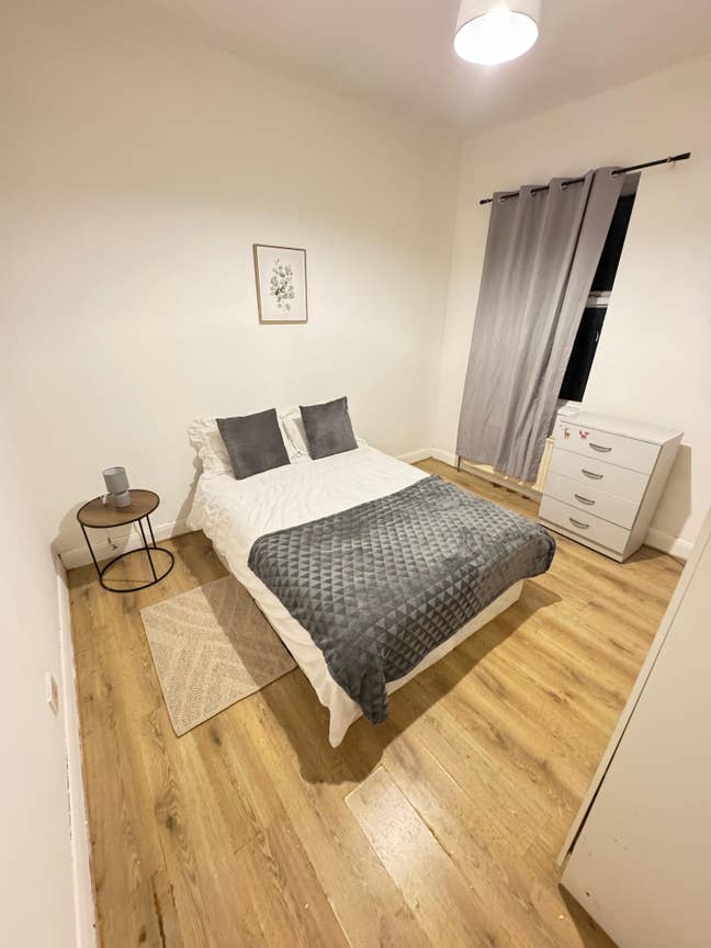  Charming Rooms to Let in a Well-Maintained  Main Photo