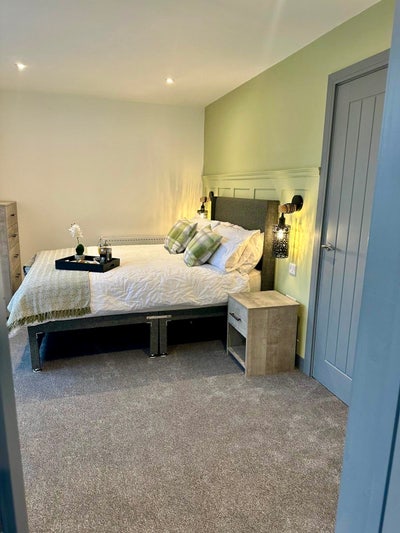 Beautiful Ensuite Rooms Available in Cosham Main Photo