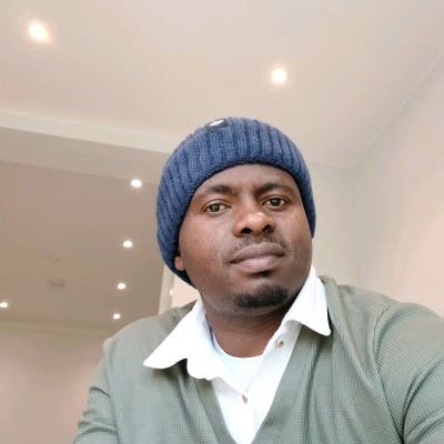 Professional Male seeks a double room Main Photo