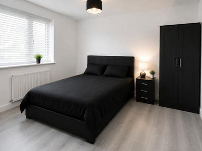 ✨ Newly Refurbished Double Room in Ickenham Main Photo