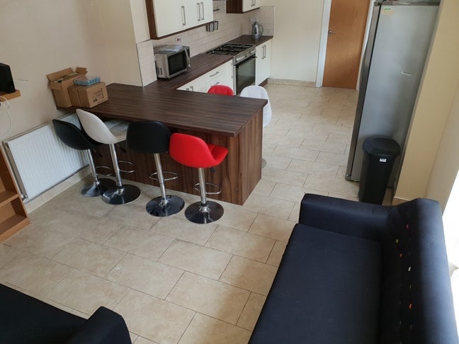 Seeking Tenancy Takeover in Selly Oak Main Photo