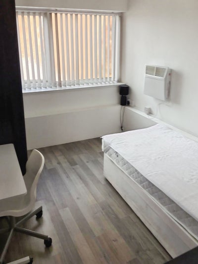 Fully furnished double / single rooms - Ormskirk Main Photo