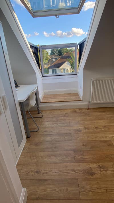 Very Clean House/Free Wifi/Bills/Tube Near Main Photo