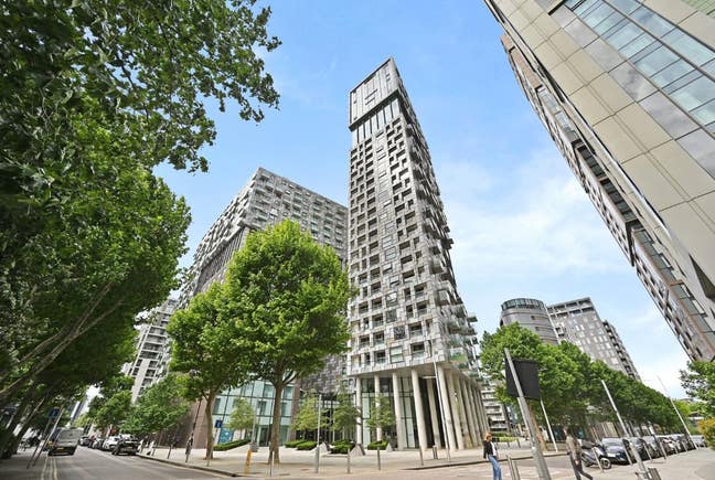 Modern 1-Bed Apartment - Canary Wharf Main Photo