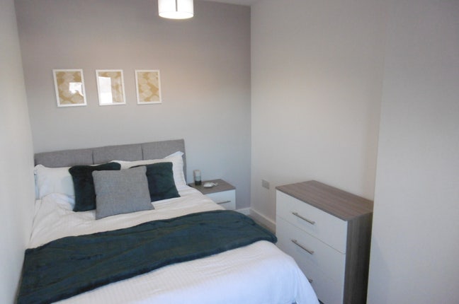 Double En-Suite Room - Anderson Crescent  Main Photo