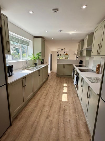 Ensuite Room with Private Patio Available Now  Main Photo