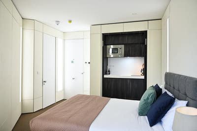Classic Minus Studio | Cosy Furnished Studio in Ho Main Photo