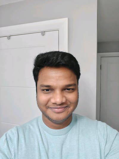 working professional Looking for room Main Photo