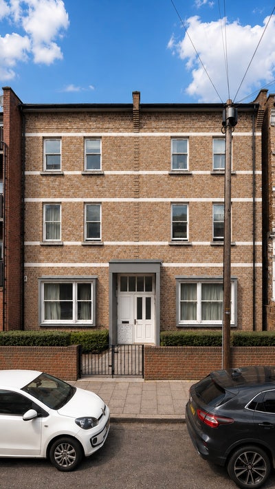 Newly Refurbished Flats | 4 Mins to Clapham North Main Photo
