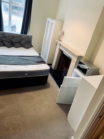 Double en-suite - South Croydon station- bills inc Main Photo