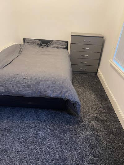 Double En Suite Room to rent Main Photo