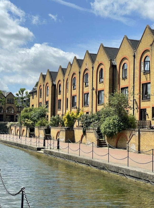 🌞 Bright Double Bedroom - near St Katherine Docks Main Photo