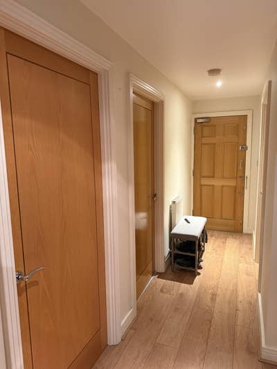 Very Large riverside double balcony room Main Photo