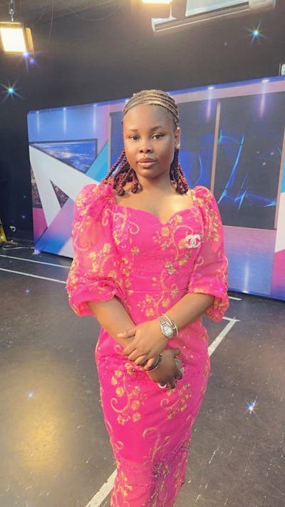 Professional Female seeks a single or double room Main Photo