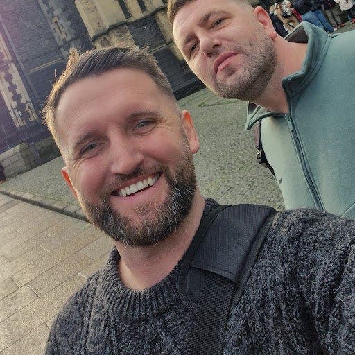 35 year old Male seeks a single or double room Main Photo