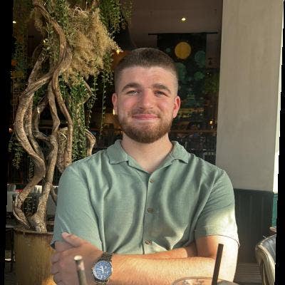 Professional Looking for a housemate in Portsmouth Main Photo