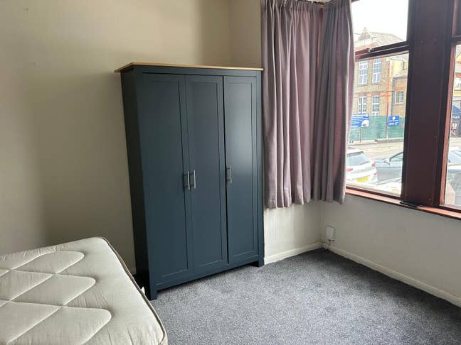 4 Bed Terraced House, Barnsole Road, ME7 Main Photo