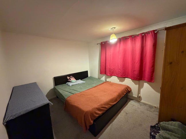 Double room rent in slough  Main Photo